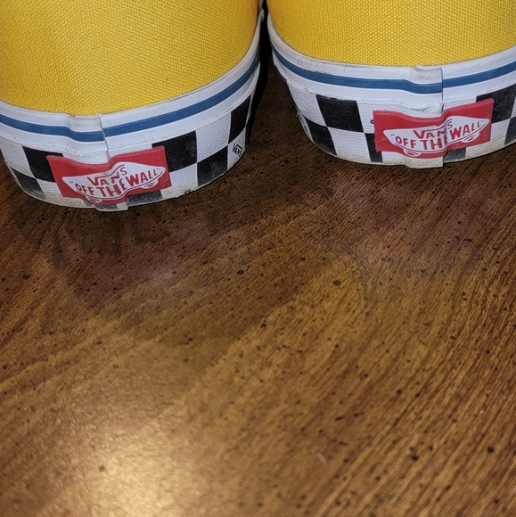 Vans - Picture 4 of 4